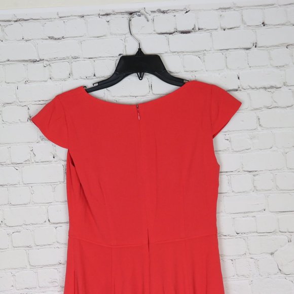 Gal Meets Glam Short Sleeve Fit & Flare Dress 4 - Picture 7 of 9